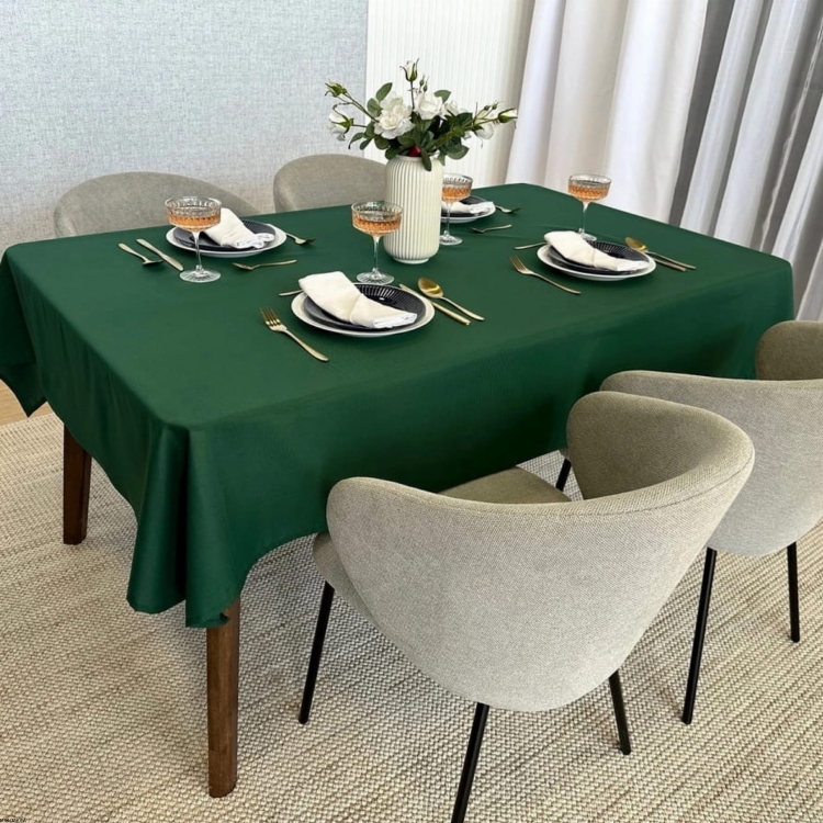 Prostokątny obrus gładki zielony Gabardyna