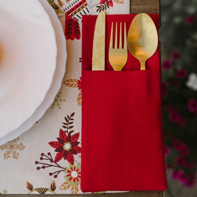 Kieszonka na sztućce z plamoodpornej tkaniny czerwona