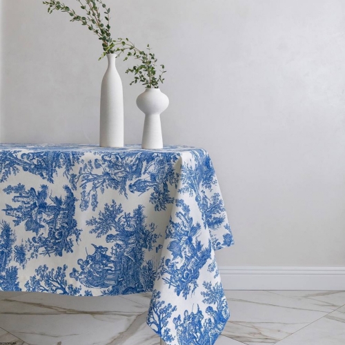 Bawelniany-prostokatny-obrus-plamoodporny-niebieski-Toile-de-Jouy.webp